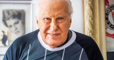 Alberto Dualib ex presidente do Corinthians morre aos 101 anos de idade